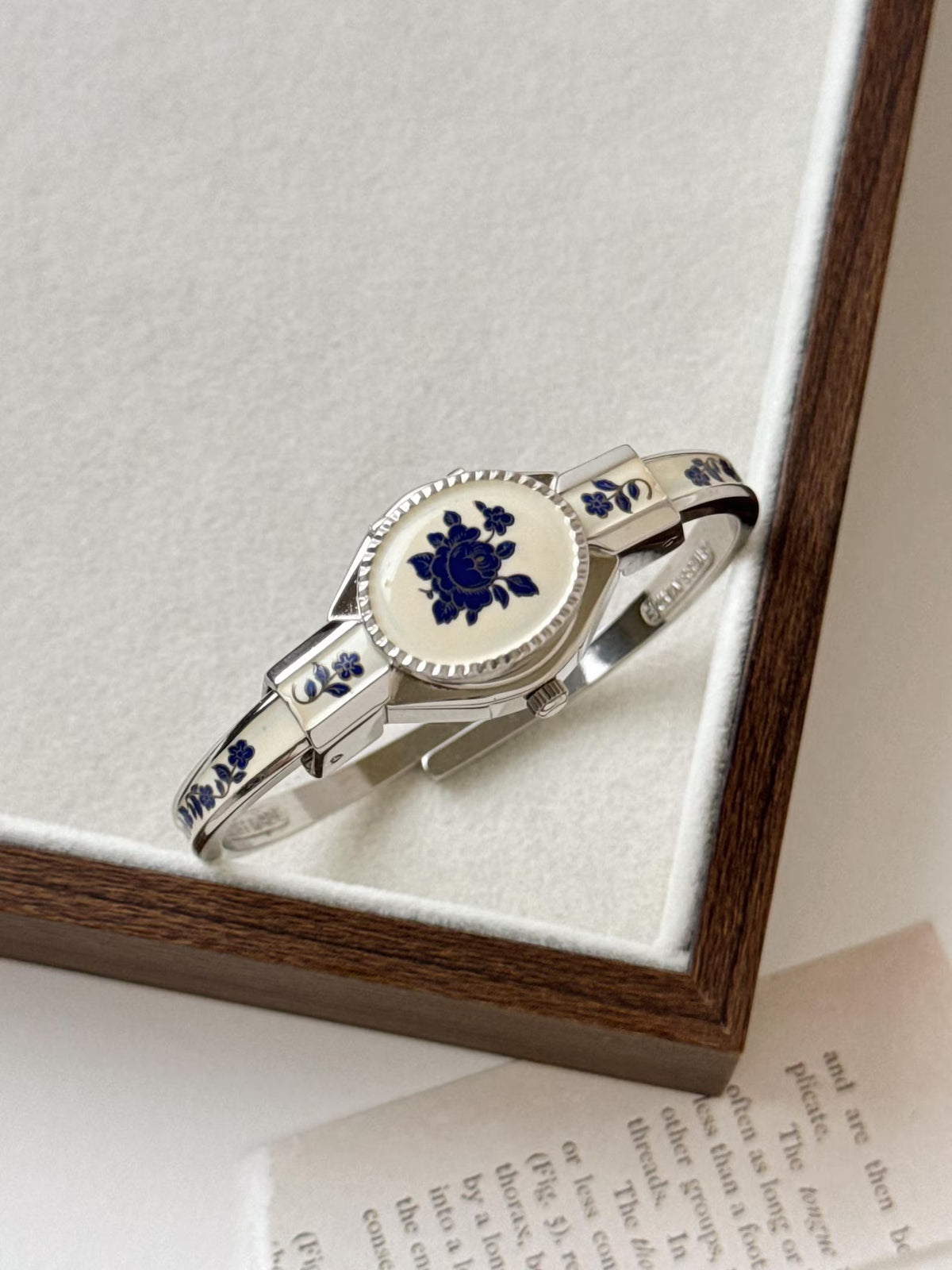 Rose Vintage peekaboo bangle watch