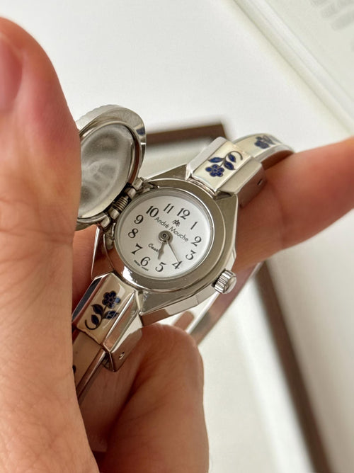 Rose Vintage peekaboo bangle watch
